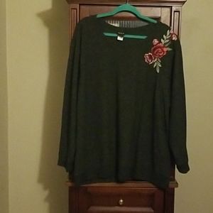 Grey sweatshirt with floral design